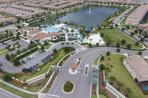 Adosado en venta en Kissimmee, Florida, 5 dormitorios, 210.24 m2 № 1846930 - foto 19
