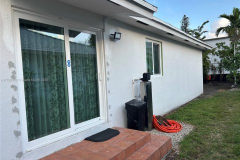 Купить виллу или дом в Майами, Флорида 4 спальни, 133.78м2, № 1957879 - фото 8
