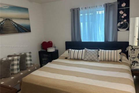 Купить виллу или дом в Майами, Флорида 4 спальни, 133.78м2, № 1957879 - фото 22