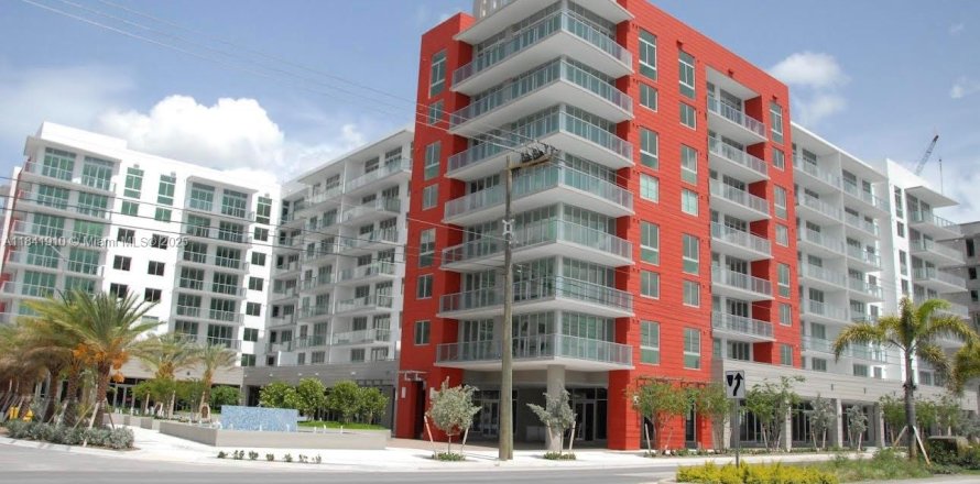 Condo in Doral, Florida, 2 bedrooms № 1833858