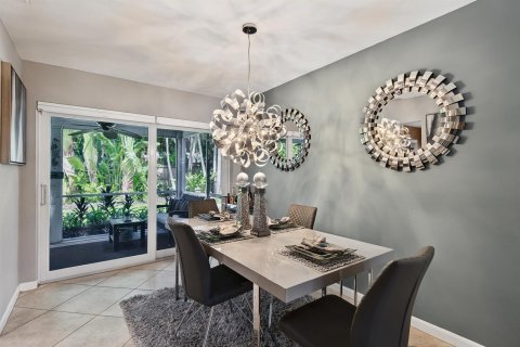 Villa ou maison à vendre à Oakland Park, Floride: 2 chambres, 122.63 m2 № 2402029 - photo 22