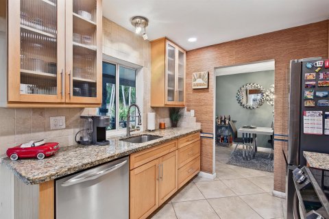 Villa ou maison à vendre à Oakland Park, Floride: 2 chambres, 122.63 m2 № 2402029 - photo 11