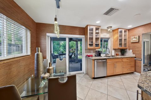 Villa ou maison à vendre à Oakland Park, Floride: 2 chambres, 122.63 m2 № 2402029 - photo 10