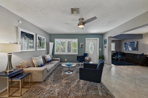 Villa ou maison à vendre à Oakland Park, Floride: 2 chambres, 122.63 m2 № 2402029 - photo 5