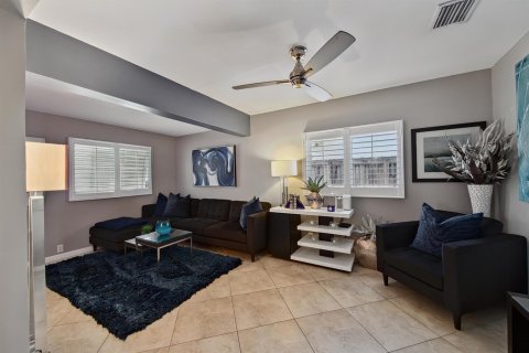 Villa ou maison à vendre à Oakland Park, Floride: 2 chambres, 122.63 m2 № 2402029 - photo 20