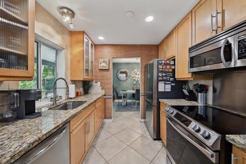 Villa ou maison à vendre à Oakland Park, Floride: 2 chambres, 122.63 m2 № 2402029 - photo 28