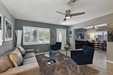 Villa ou maison à vendre à Oakland Park, Floride: 2 chambres, 122.63 m2 № 2402029 - photo 13