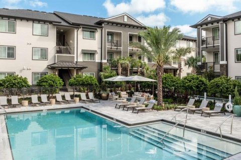 Appartement à louer à Clermont, Floride: 2 chambres, 98.76 m2 № 1785196 - photo 1