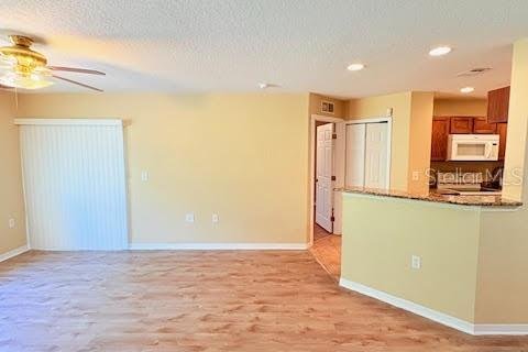 Condominio en alquiler en Bunnell, Florida, 2 dormitorios, 90.21 m2 № 1883129 - foto 4