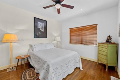 Condominio en venta en Miami Beach, Florida, 1 dormitorio, 59.46 m2 № 1839625 - foto 17