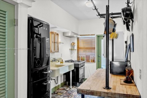 Condominio en venta en Miami Beach, Florida, 1 dormitorio, 59.46 m2 № 1839625 - foto 10