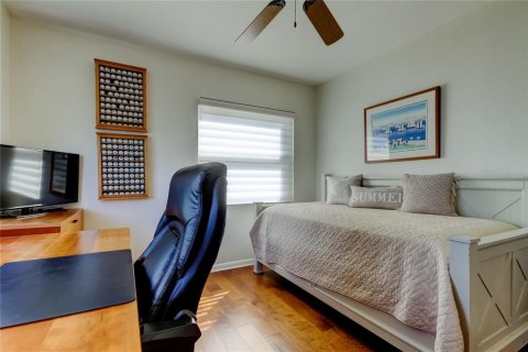 Condo in Saint Petersburg, Florida, 2 bedrooms  № 1817811 - photo 18