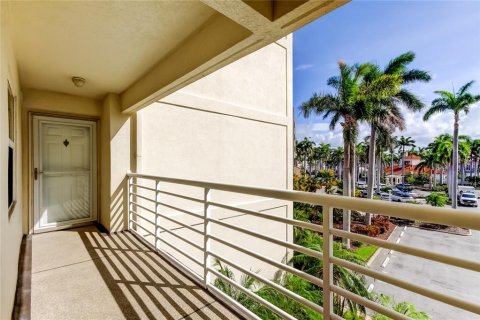 Condo in Saint Petersburg, Florida, 2 bedrooms  № 1817811 - photo 3
