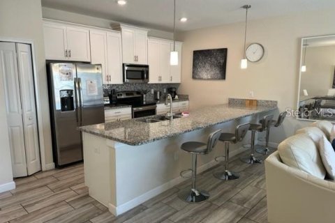 Adosado en venta en Davenport, Florida, 4 dormitorios, 176.7 m2 № 2205962 - foto 11