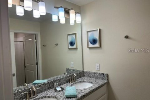 Adosado en venta en Davenport, Florida, 4 dormitorios, 176.7 m2 № 2205962 - foto 13
