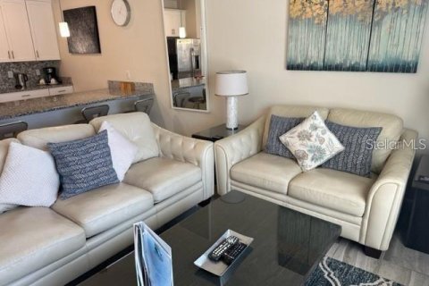 Adosado en venta en Davenport, Florida, 4 dormitorios, 176.7 m2 № 2205962 - foto 12