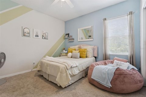 House in Grand Island, Florida 4 bedrooms, 243.87 sq.m. № 2205427 - photo 21