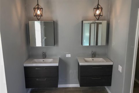 Villa ou maison à louer à Valrico, Floride: 4 chambres, 218.97 m2 № 2403464 - photo 16