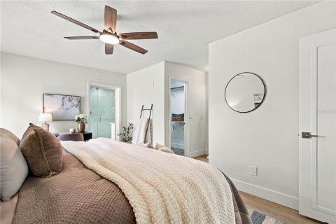 House in Tampa, Florida 3 bedrooms, 151.06 sq.m. № 2399192 - photo 20