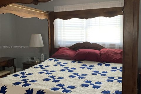 Villa ou maison à vendre à Miami, Floride: 4 chambres, 207.17 m2 № 1823604 - photo 18