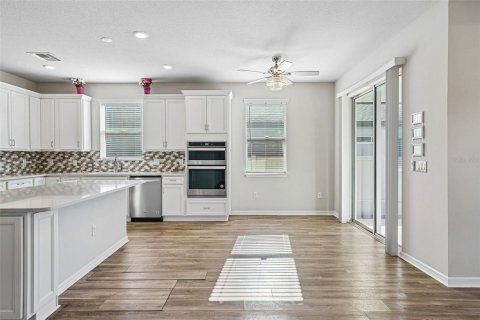 Casa en venta en Valrico, Florida, 4 dormitorios, 171.31 m2 № 2344549 - foto 8
