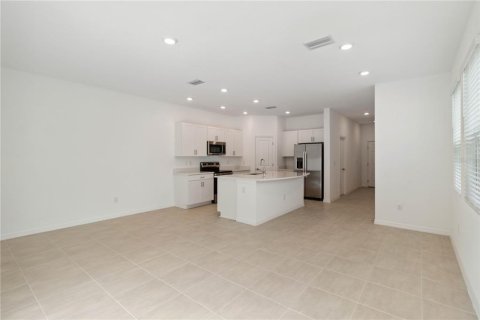 Townhouse in Sarasota, Florida 3 bedrooms, 144.46 sq.m. № 1740707 - photo 4