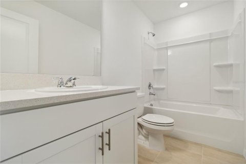 Townhouse in Sarasota, Florida 3 bedrooms, 144.46 sq.m. № 1740707 - photo 18