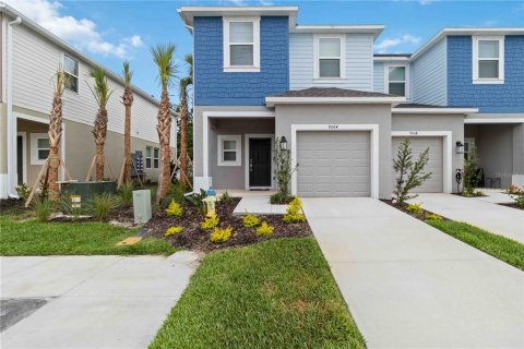 Townhouse in Sarasota, Florida 3 bedrooms, 144.46 sq.m. № 1740707 - photo 1