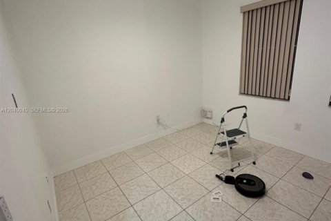 Casa en alquiler en Homestead, Florida, 2 dormitorios, 97.18 m2 № 2086169 - foto 9