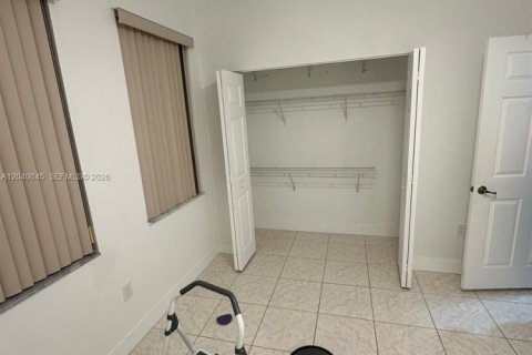 Casa en alquiler en Homestead, Florida, 2 dormitorios, 97.18 m2 № 2086169 - foto 10