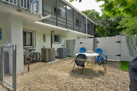 Villa ou maison à vendre à Tavernier, Floride: 4 chambres № 1976769 - photo 28