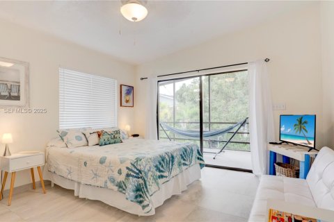 Villa ou maison à vendre à Tavernier, Floride: 4 chambres № 1976769 - photo 14