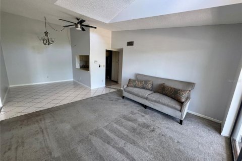 Copropriété à vendre à Orlando, Floride: 2 chambres, 98.85 m2 № 2399473 - photo 10