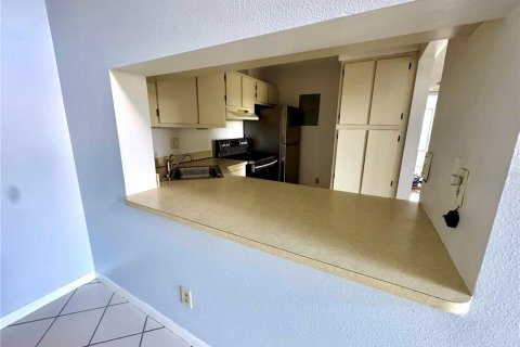 Copropriété à vendre à Orlando, Floride: 2 chambres, 98.85 m2 № 2399473 - photo 14