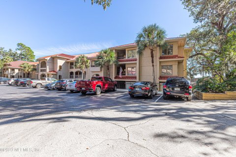 Condo in Orange Park, Florida, 3 bedrooms  № 829488 - photo 1