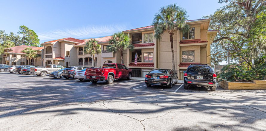 Condo in Orange Park, Florida, 3 bedrooms № 829488