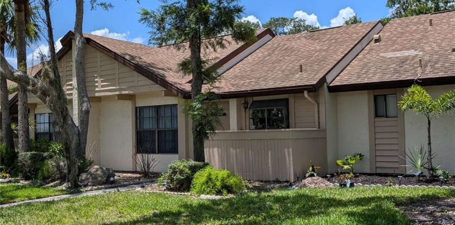 House in North Port, Florida 2 bedrooms, 71.26 sq.m. № 1813371