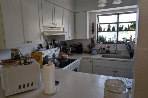 House in North Port, Florida 2 bedrooms, 71.26 sq.m. № 1813371 - photo 6