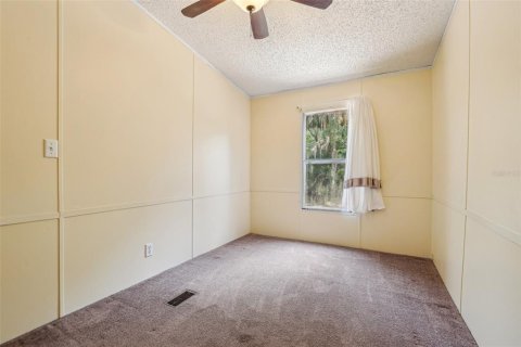 House in Edgewater, Florida 5 bedrooms, 277.22 sq.m. № 1719155 - photo 27