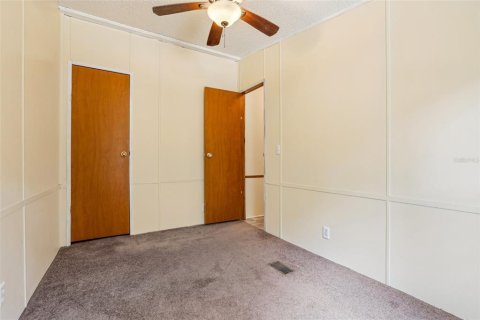 House in Edgewater, Florida 5 bedrooms, 277.22 sq.m. № 1719155 - photo 28