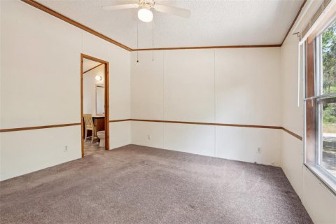 House in Edgewater, Florida 5 bedrooms, 277.22 sq.m. № 1719155 - photo 20