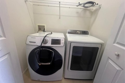 Adosado en alquiler en Orlando, Florida, 3 dormitorios, 156.26 m2 № 1542776 - foto 12