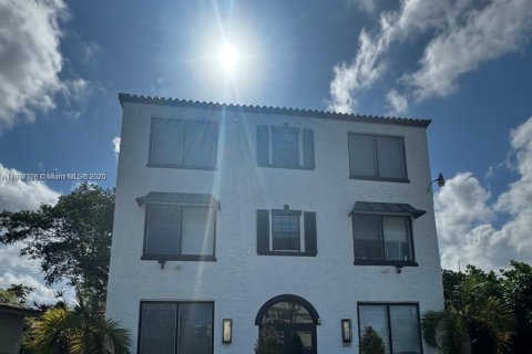 Immobilier commercial à Coral Gables, Floride № 2038059