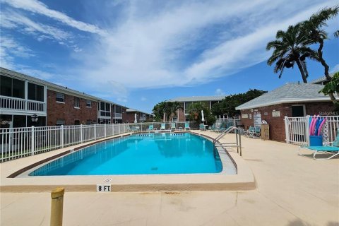 Copropriété à louer à Saint Petersburg, Floride: 2 chambres, 99.87 m2 № 1847934 - photo 24