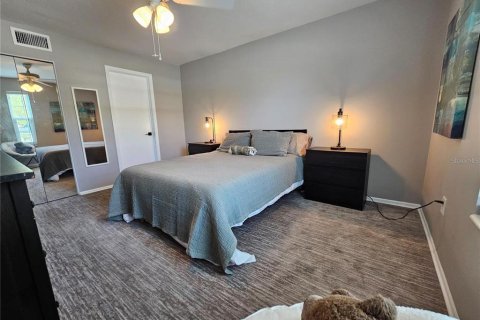 Condominio en alquiler en Saint Petersburg, Florida, 2 dormitorios, 99.87 m2 № 1847934 - foto 13