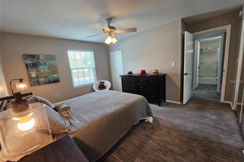 Condominio en alquiler en Saint Petersburg, Florida, 2 dormitorios, 99.87 m2 № 1847934 - foto 12