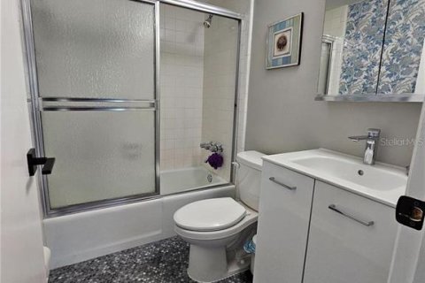 Copropriété à louer à Saint Petersburg, Floride: 2 chambres, 99.87 m2 № 1847934 - photo 17