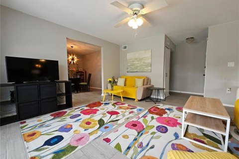 Copropriété à louer à Saint Petersburg, Floride: 2 chambres, 99.87 m2 № 1847934 - photo 5