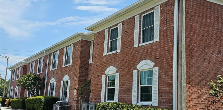 Condo à Saint Petersburg, Floride, 2 chambres № 1847934