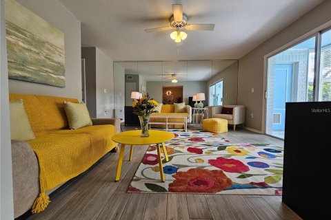 Copropriété à louer à Saint Petersburg, Floride: 2 chambres, 99.87 m2 № 1847934 - photo 6